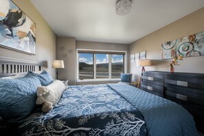 4 bedrooms, Internet, bed sheets