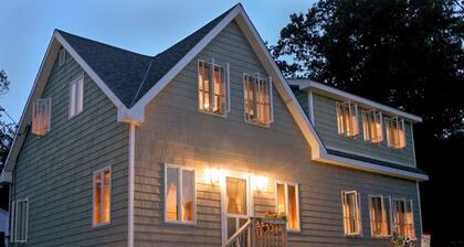 WARD'S COVE Sebago Lake