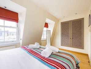 1 chambre, fer et planche Ă repasser, lit parapluie, Wi-Fi gratuit