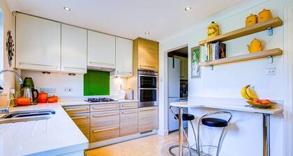 Pass the Keys | Beautiful house in Thorpe Bay