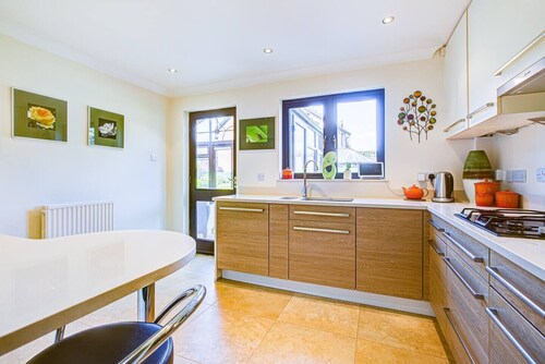 Beautiful house in Thorpe Bay - Pass the Keys