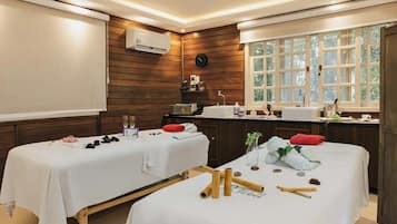 Tratamientos corporales, aromaterapia y masajes con piedras calientes