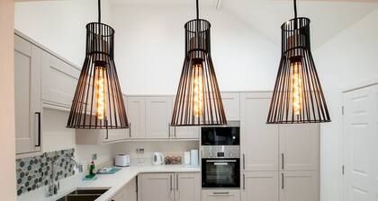 Pass the Keys | Modern Coastal Cottage