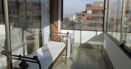 Mapocho Riverside - Premium 3BDR + Service Room in Vitacura