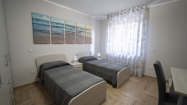 2 bedrooms, iron/ironing board, WiFi, bed sheets - Campanella Apartment - Holiday Home (Isola di Capo Rizzuto)