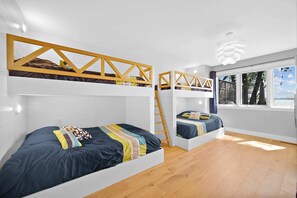5 bedrooms, iron/ironing board, travel cot, WiFi