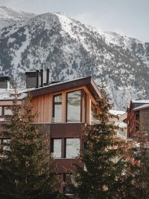 Front of property - VIP RESIDENCES ANDORRA (El Tarter)