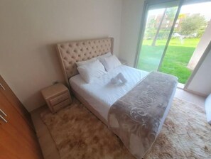 2 bedrooms, bed sheets - Nice and Quiet Place With a Pool (Marrakech)