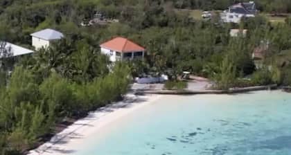 Lo key cottages, The Beehive