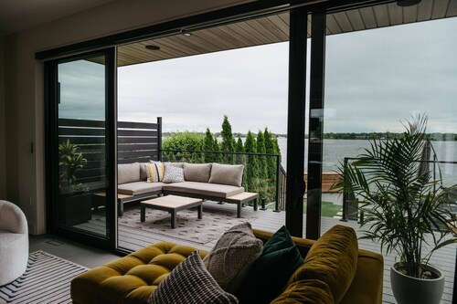 Luxurious Waterfront Home in PEC