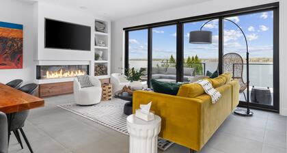 Luxurious Waterfront Home in PEC