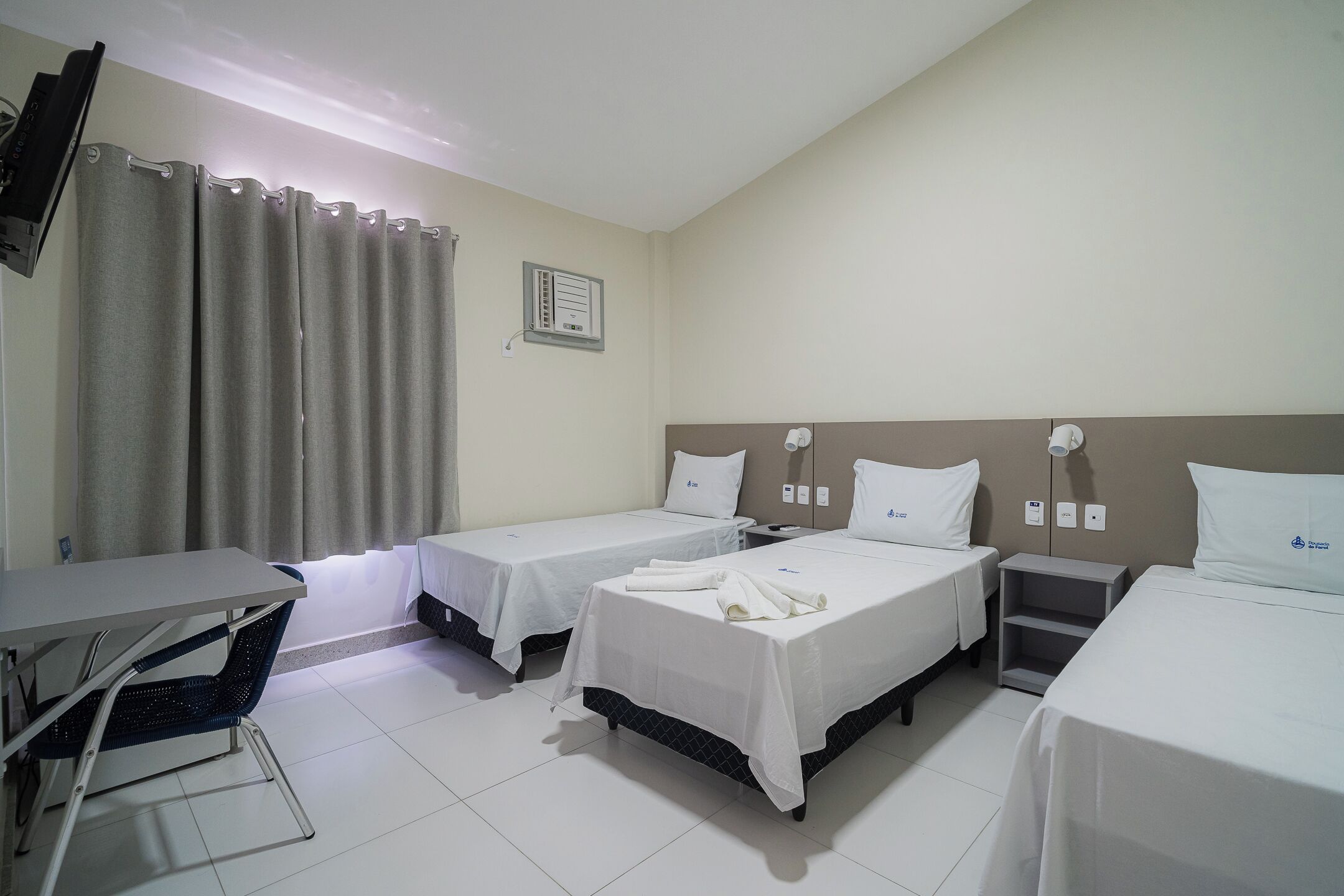 Standard Room | Desk, laptop workspace, soundproofing, free WiFi