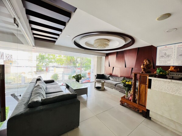 Reception - Nha Trang Crystal Hotel (Nha Trang)