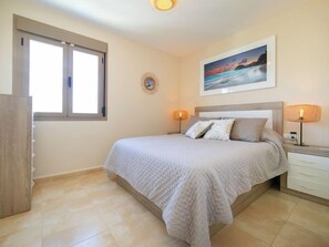 2 camere, una scrivania, ferro/asse da stiro, accesso a Internet