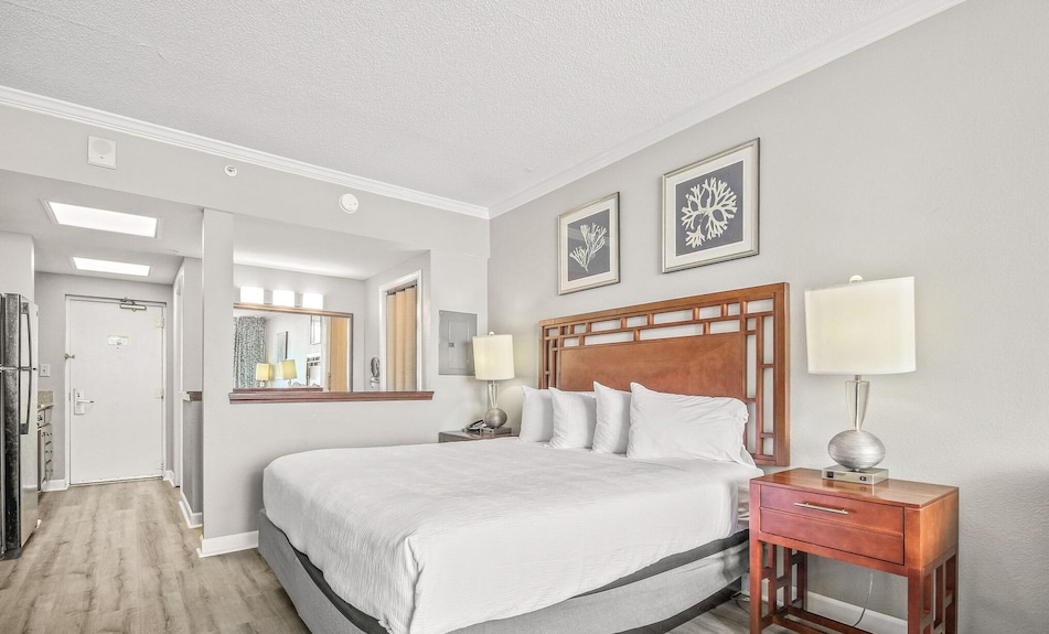 Amazing Beach Condo With Water Park At Dunes Village Resort - Myrtle Beach, SC