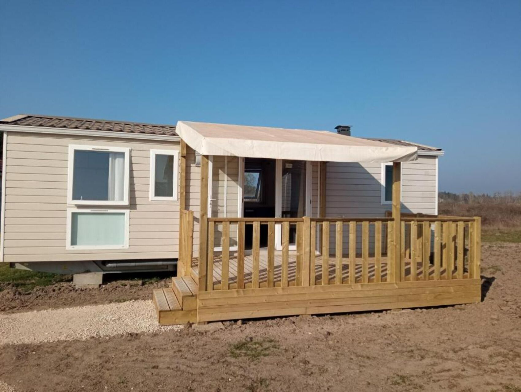 المنشأة من الخارج