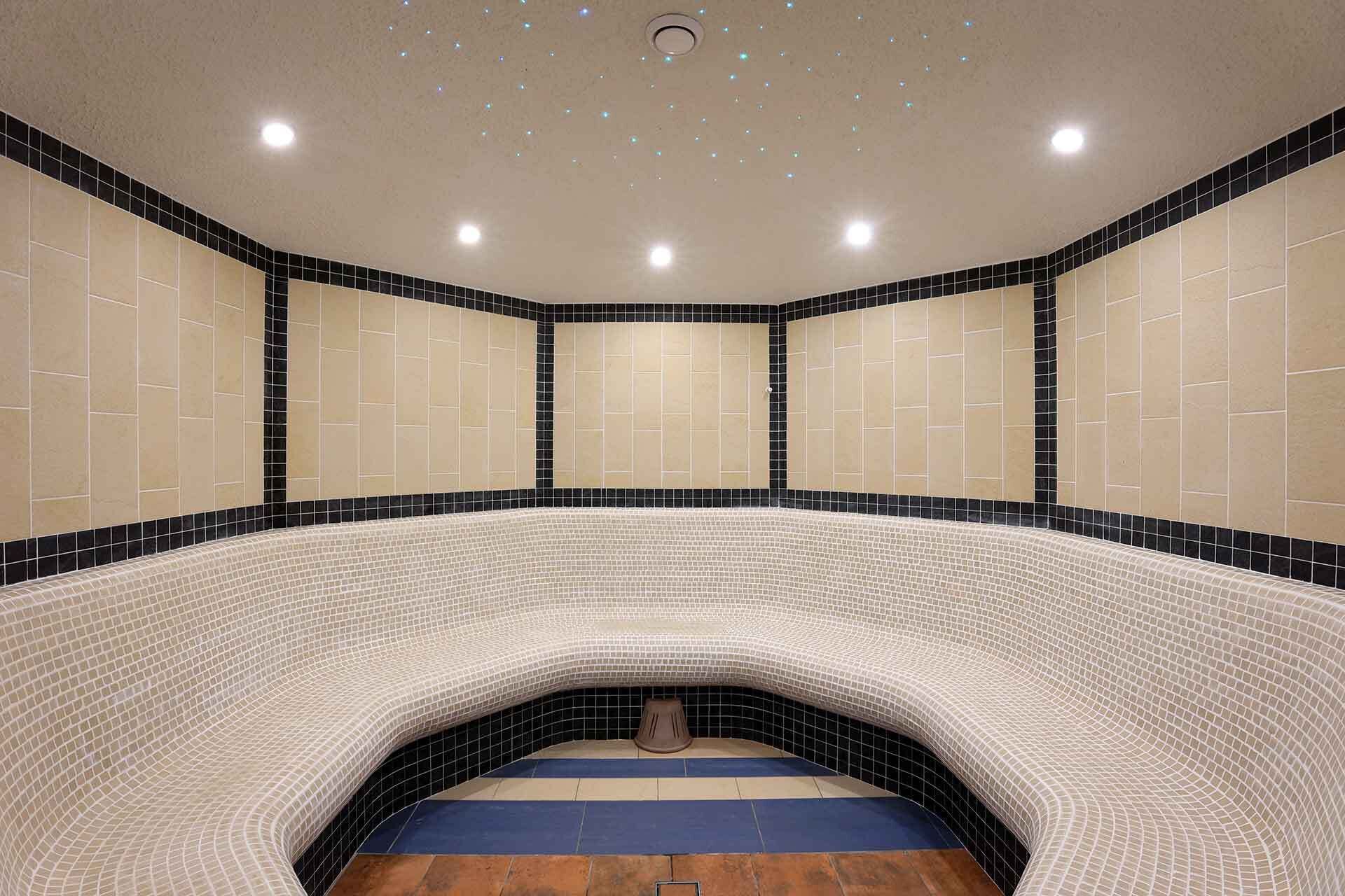Steam room 
