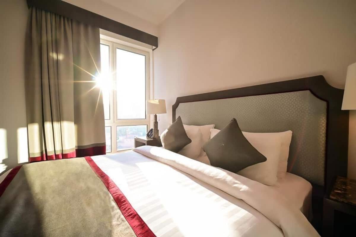 1 slaapkamer, bedden met traagschuimmatras, een kluis op de kamer