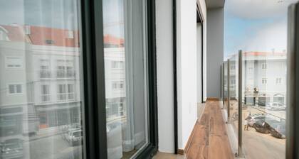 Gold Apartment Ferrel II