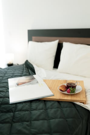 1 bedroom, internet, bed sheets