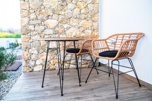 Deluxe Apartment | Terrace/patio - Pebble Garden (Kos)
