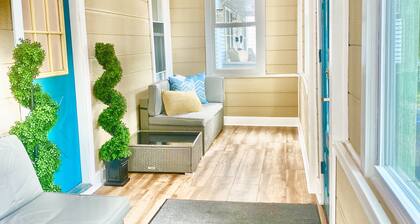 5 bedroom in the center of Springfield .