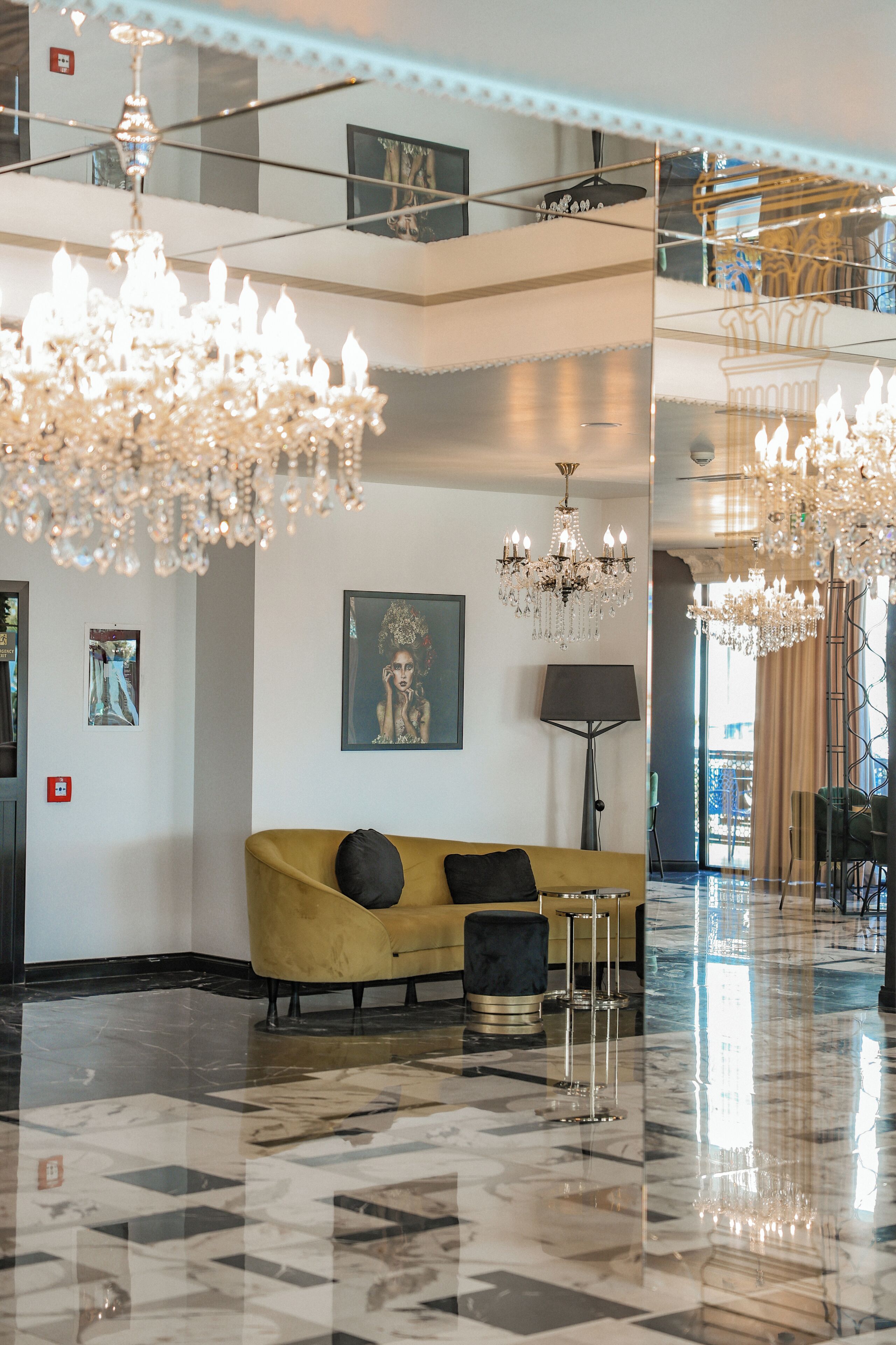 Sala de estar en el lobby