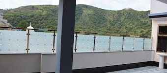 Khyber Guest House