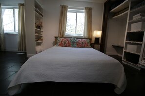 1 chambre, fer et planche Ă repasser, Wi-Fi, draps fournis