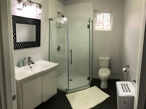 Shower, towels, soap, toilet paper - 2 Bedroom Suite -Residential area, easy access to everywhere! Homeaway from Home (Choc)