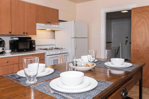 +Restaurants Coffee Colleges+ Bryn Mawr Has It All