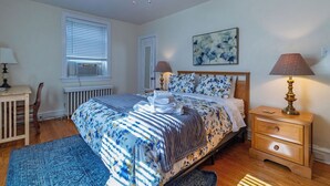 2 chambres, fer et planche à repasser, Wi-Fi gratuit, draps fournis