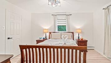 3 slaapkamers, een bureau, een strijkplank/strijkijzer, gratis wifi