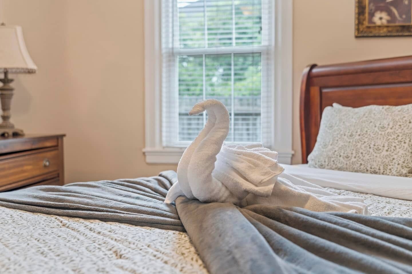 2 bedrooms, iron/ironing board, free WiFi