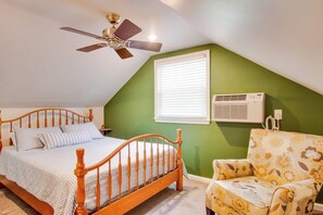 1 bedroom, iron/ironing board, free WiFi, bed sheets