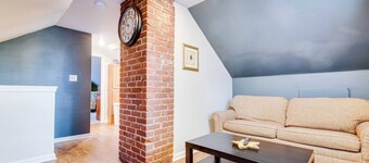 * Off The Beaten Path * - Choose This Private Gem