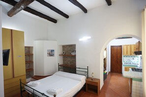 1 camera, Wi-Fi, lenzuola