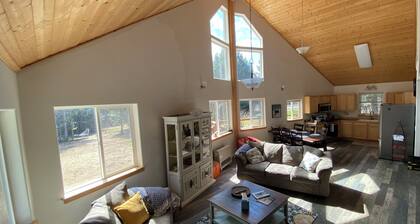 Cranes' Rest: Cozy Homer Family Home Near Downtown & the Spit