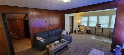 Peaceful Whiting Full Home Near Lakes, Parks, Chicago, and Hammond