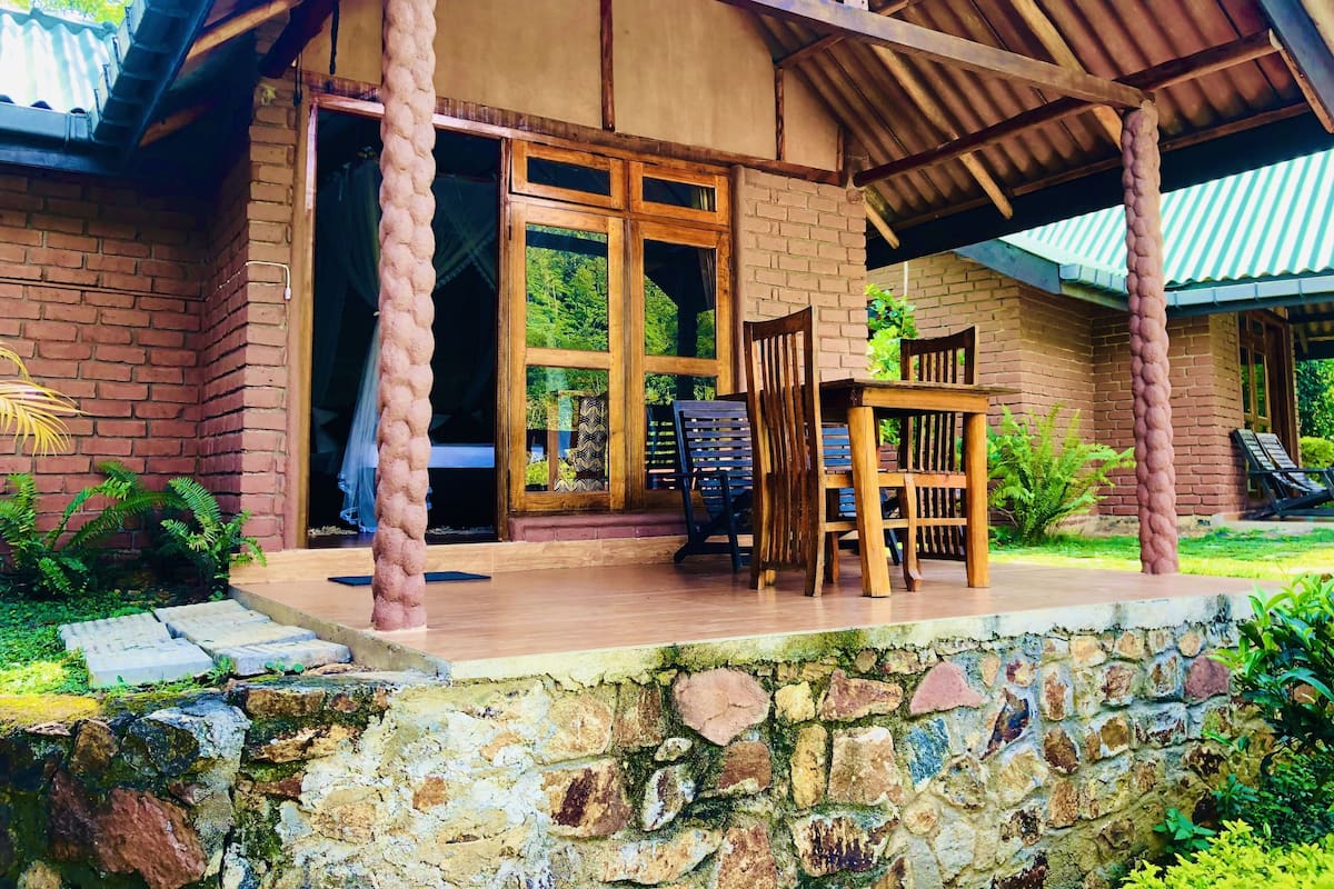 Traditional Chalet, 1 King Bed, Mountain View | 1 bedroom, iron/ironing board, free WiFi