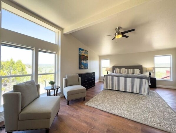 4 bedrooms, iron/ironing board, free WiFi, bed sheets