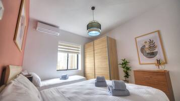2 habitaciones, tabla de planchar con plancha y wifi gratis