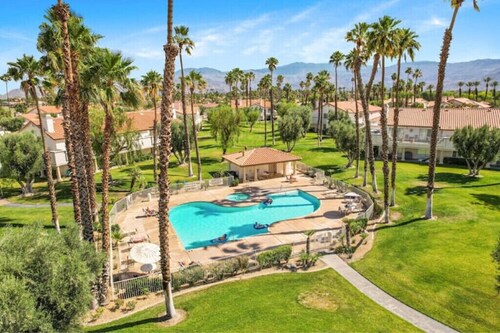 Desert 🌵Dream Game room, bikes, electric scooters 🛴 and Pickle Ball Courts