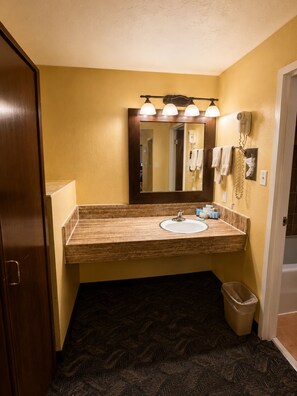 Unclassified image, 5 of 49, button - Vernals Best Value Inn (Vernal)