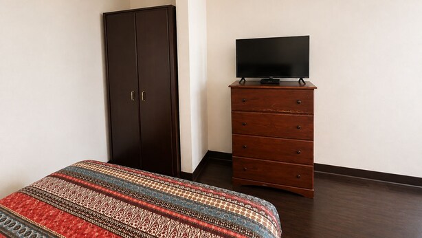 Deluxe Double Room, Multiple Beds | Living area - Vernals Best Value Inn (Vernal)