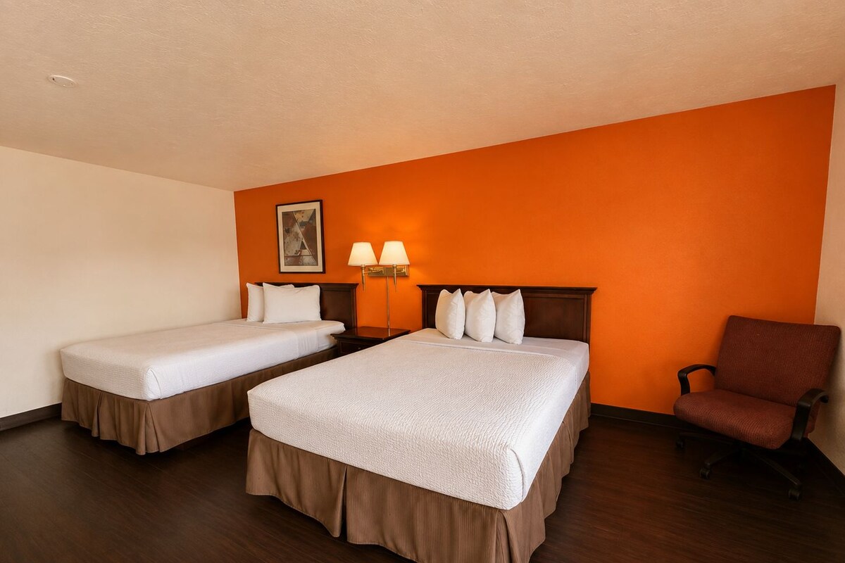 Deluxe Single Room, 2 Queen Beds