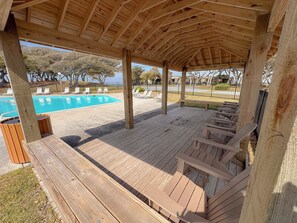 Outdoor pool - Hooked Inn @ 8 1/2 Marina Village with Boat Slip (Atlantic Beach)