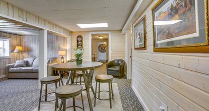Charming Lake Ann Apartment - Walkable Location!