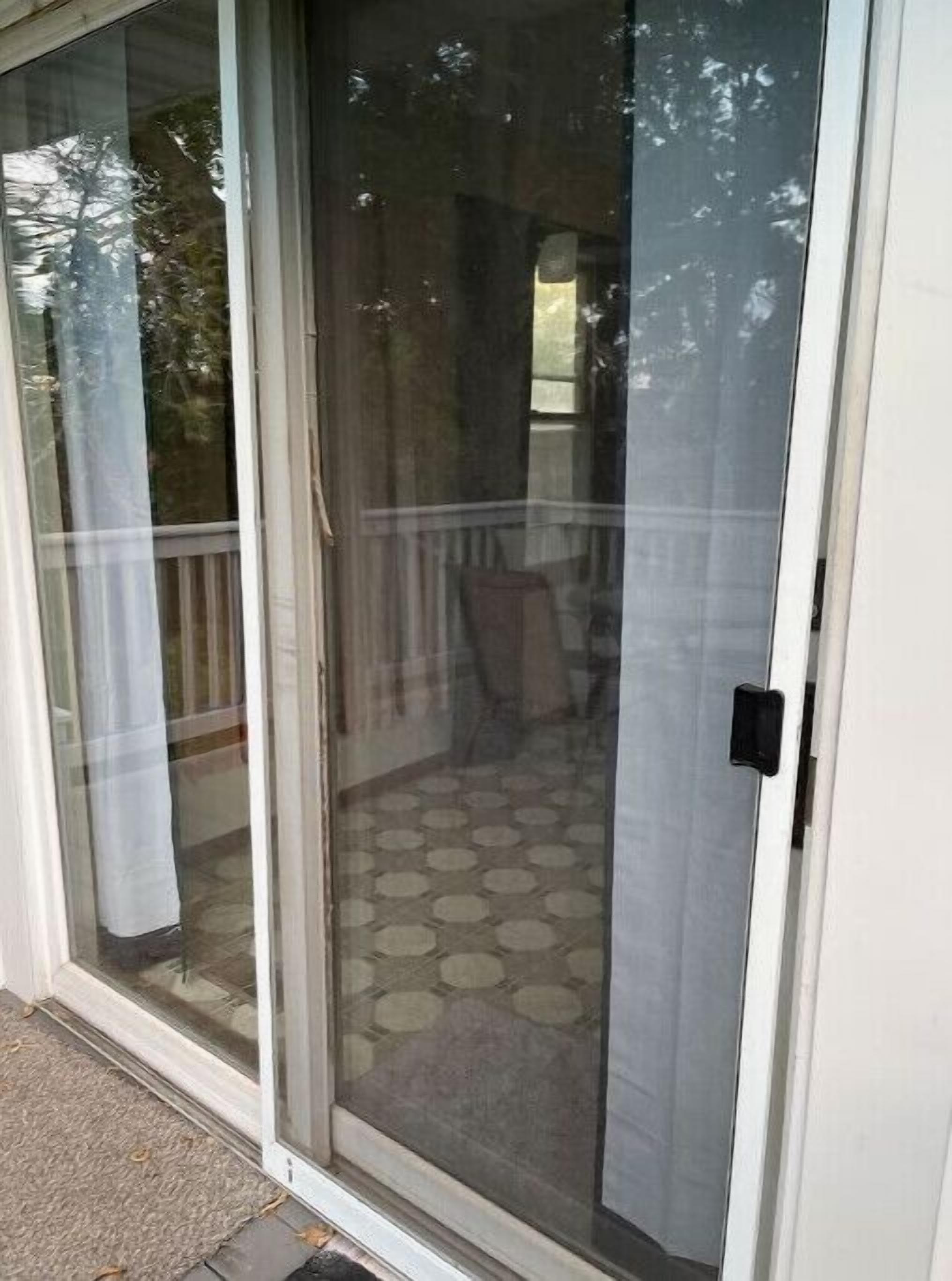 تفاصيل الفندق من الخارج