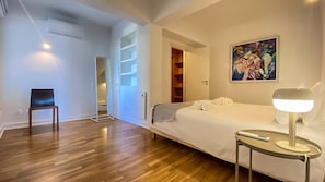 2 chambres, fer et planche à repasser, lit parapluie, Wi-Fi gratuit